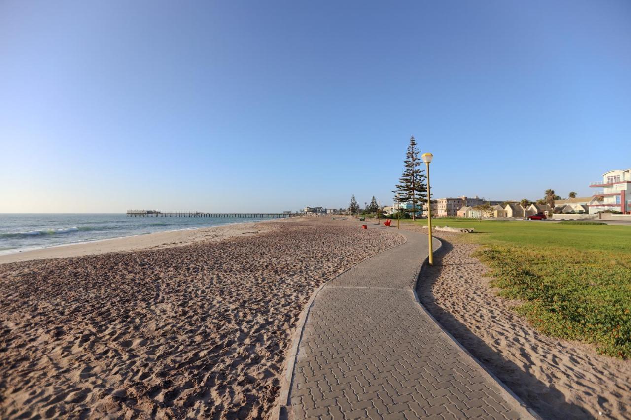 Beachfront Apartment @ Morleenpark Unit 11 Swakopmund Bagian luar foto